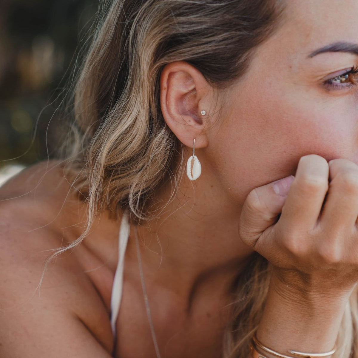 Boucle d'oreille cauri argent