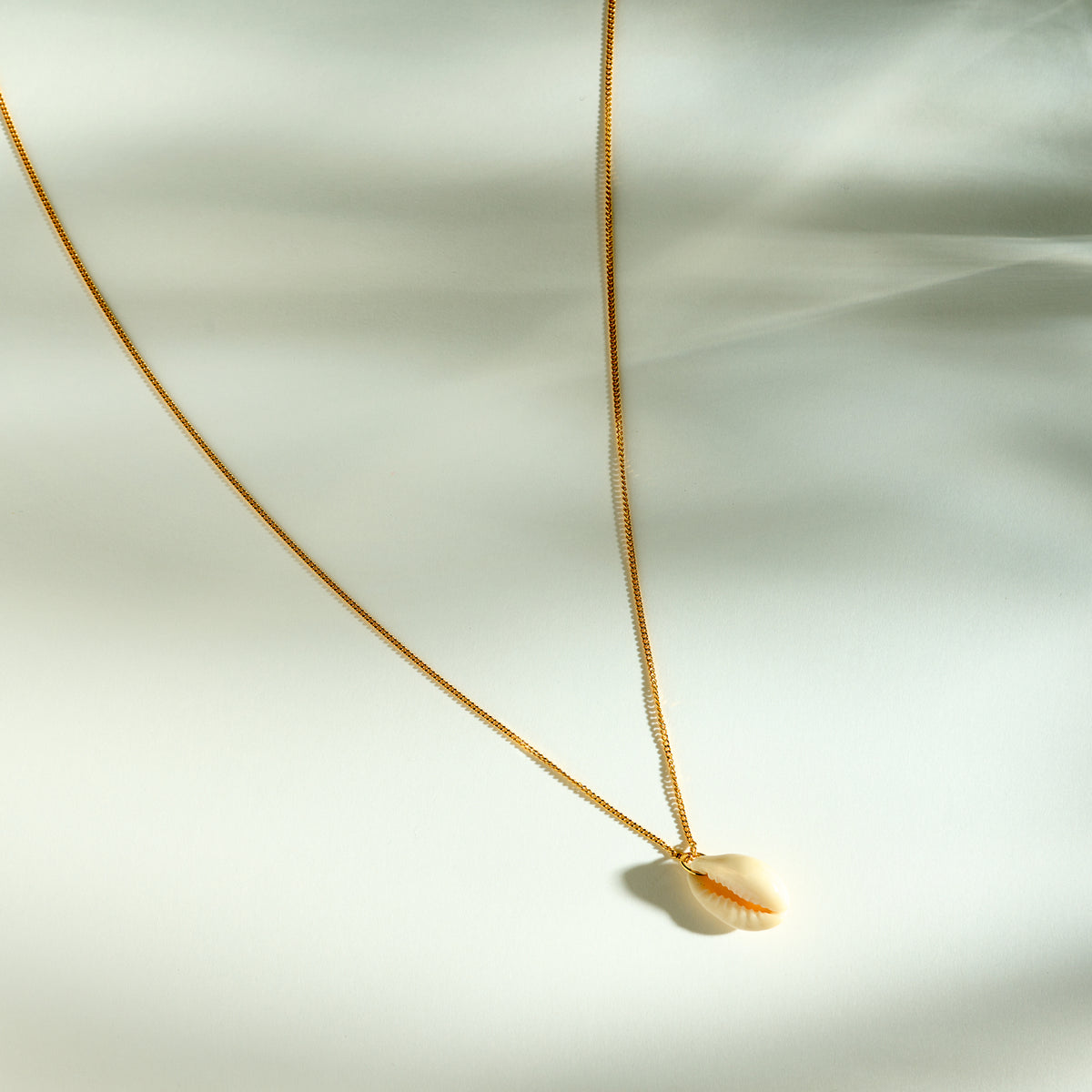 Collier Cauri chaine longue Or