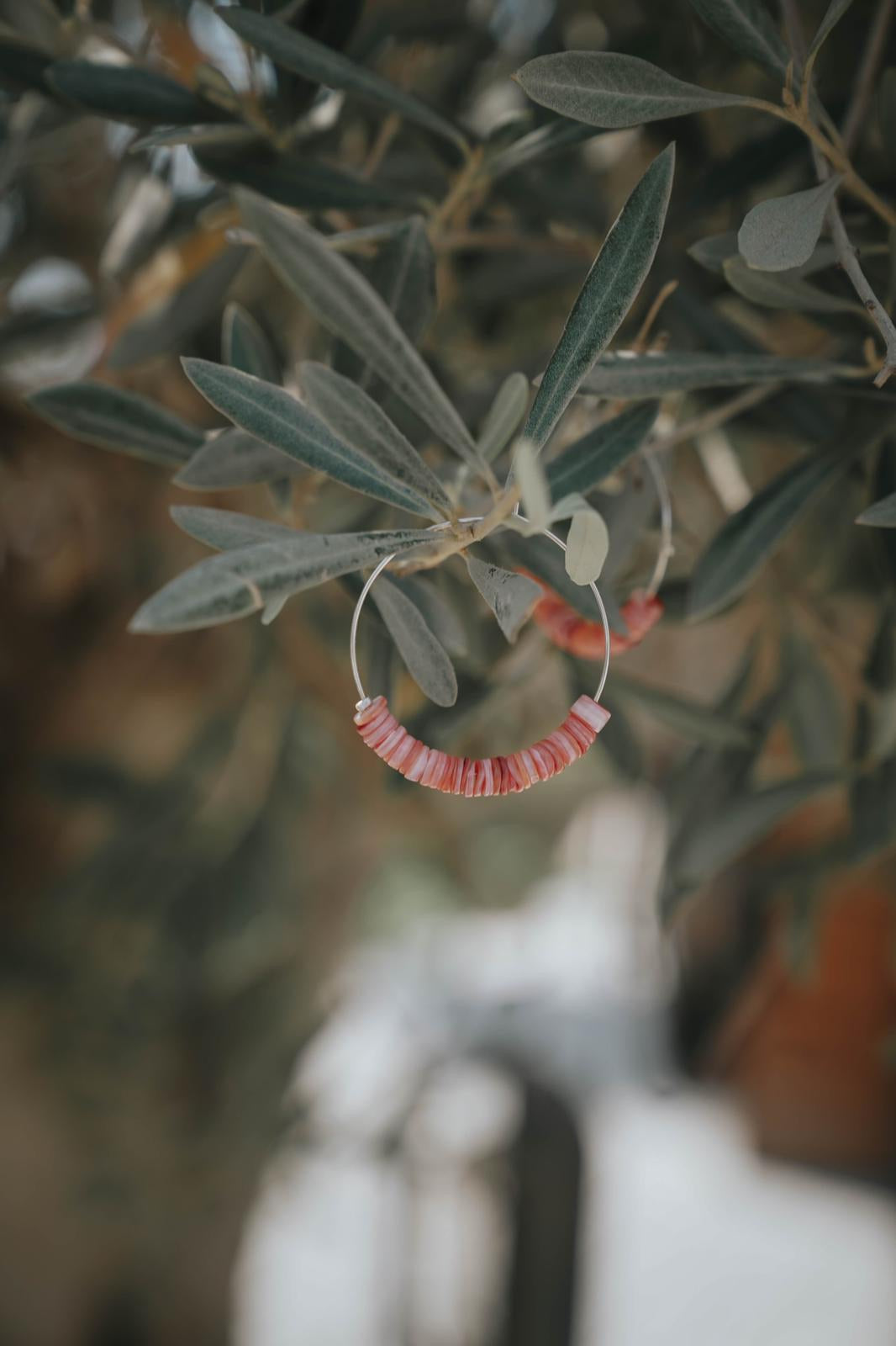 Boucles d’Oreilles Créoles Rose - LES FÉLINES PARIS
