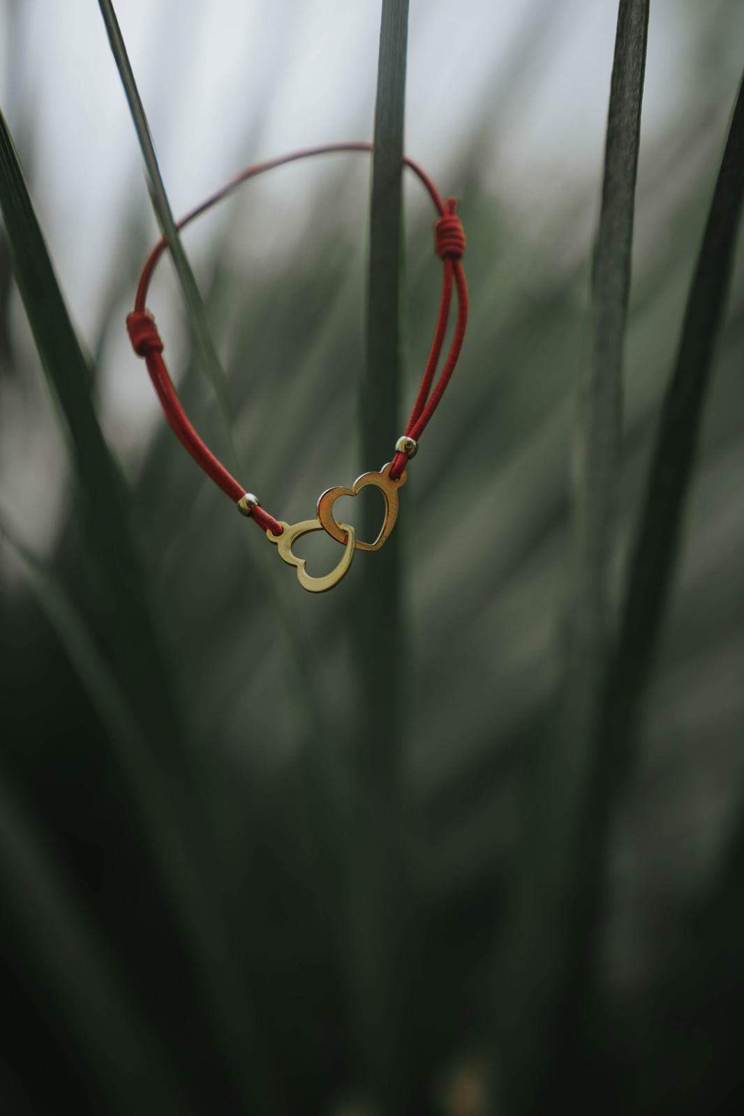 Bracelet « Cœurs Entrelacés » rouge - LES FÉLINES PARIS