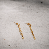 Boucles d'oreilles "Love" plaqué or