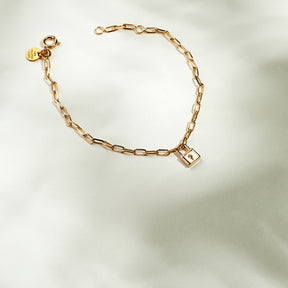 Bracelet « Cadenas plaqué or  🔒 - LES FÉLINES PARIS